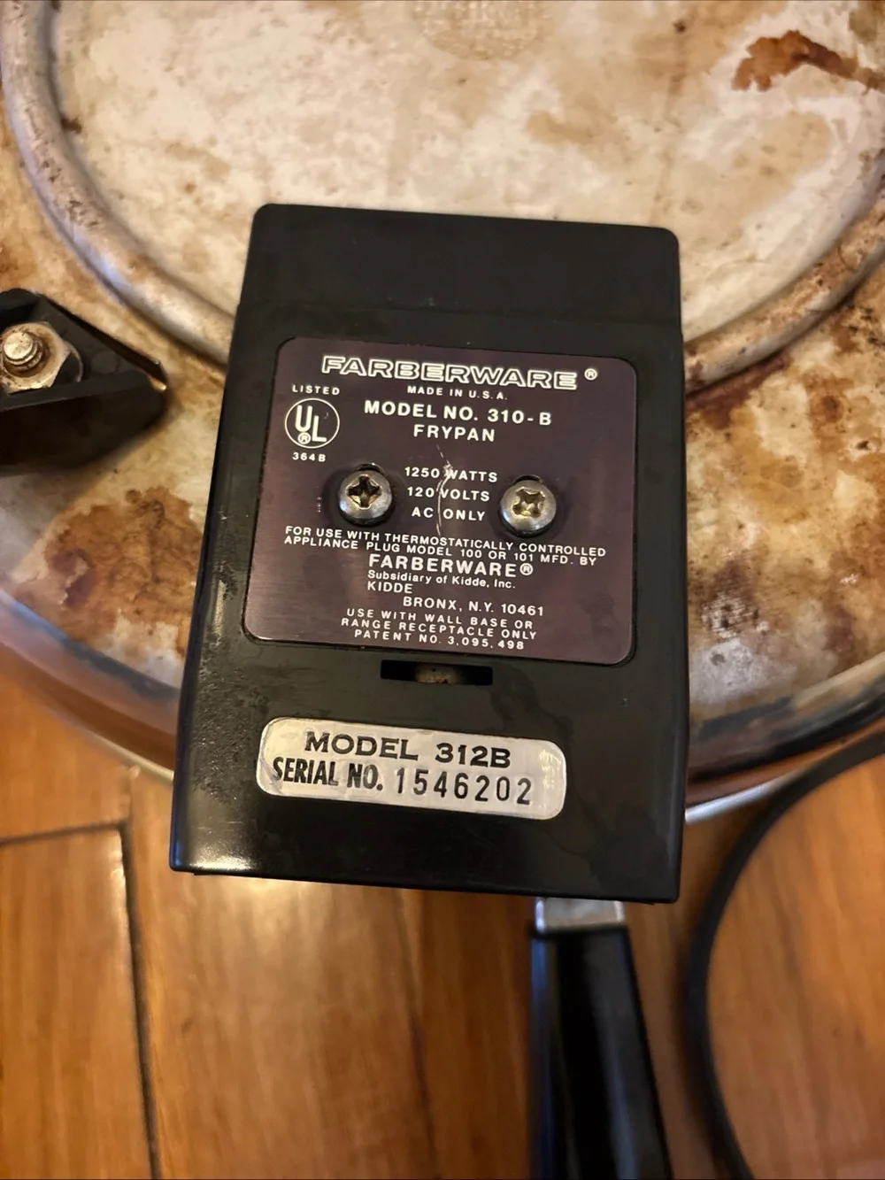 Vintage FARBERWARE 12” Electric Skillet w/DOME LID. Model 310-B. Tested Working